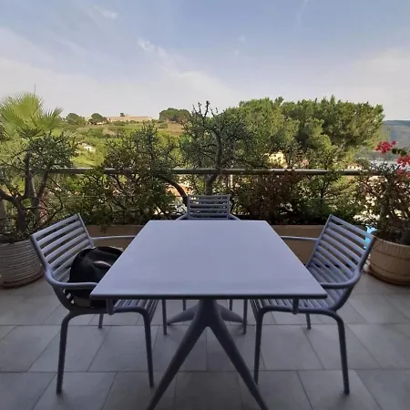 Il Porto 13 E 16 Porto Azzurro