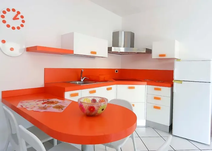 Il Porto 13 E 16 Апартаменты *