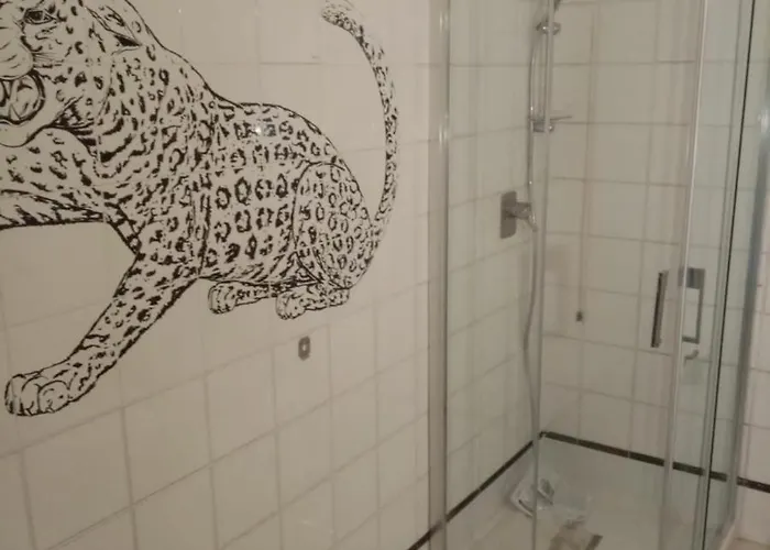 Il Porto 13 E 16 * Порт-Аццурро